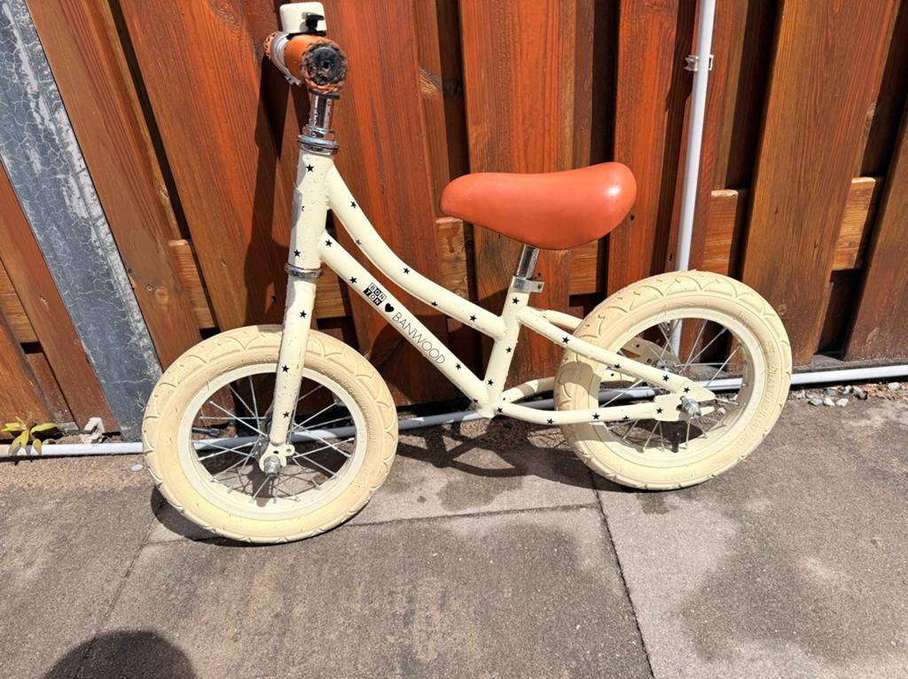 Banwood loopfiets Bon Ton, crème met sterren, Ophalen, Gebruikt, Minder dan 16 inch