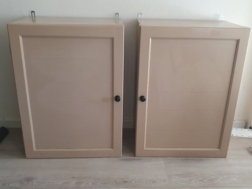 Houten wand/hangkastjes(hobbykamer, bijkeuken, schuur), Ophalen, Minder dan 150 cm, Minder dan 100 cm, 25 tot 50 cm