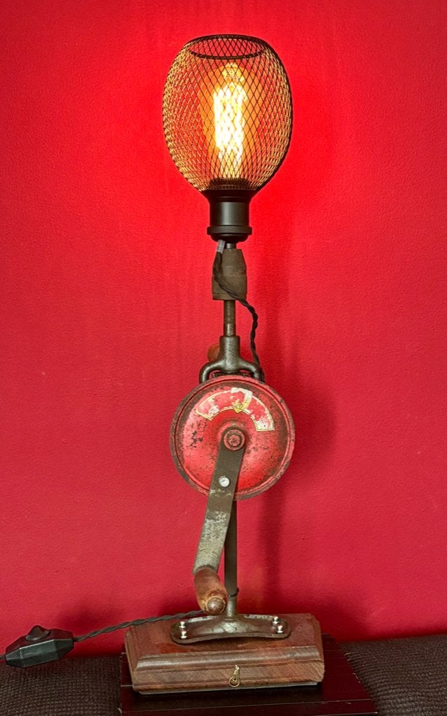 Tafellamp ”Borstboormachine”, Gebruikt, Vintage, Sfeerlamp, Met schakelaar