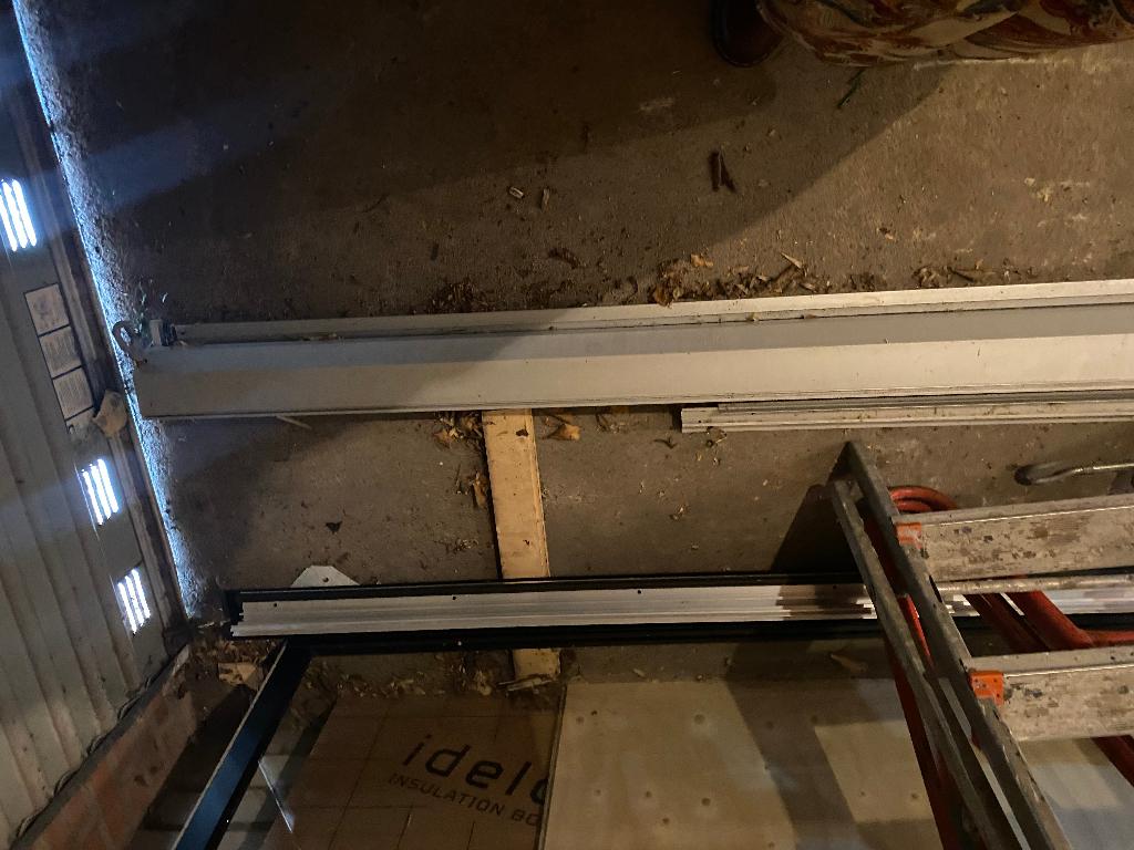 screen igst 316x200 handmatig draaistok nu 100euro, Ophalen, Gebruikt, 150 tot 300 cm, 250 cm tot 450 cm