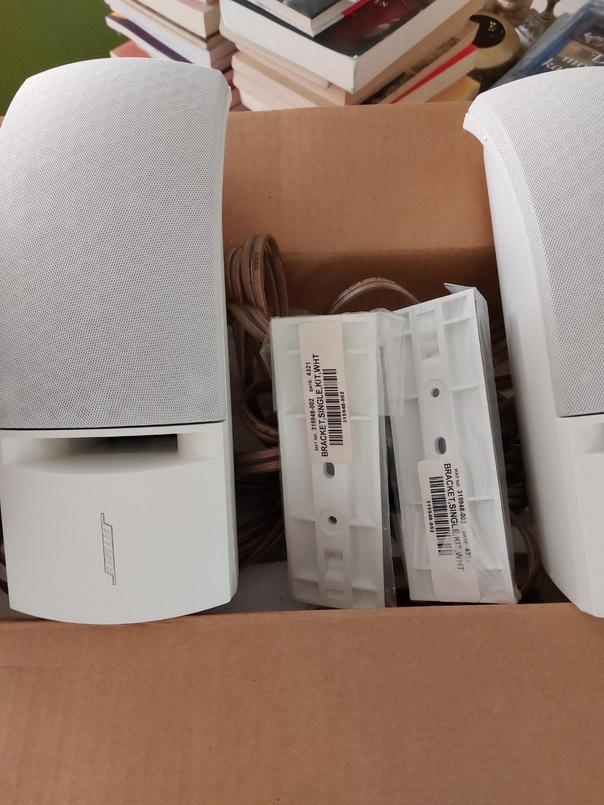 Bose 161 Stereo Speakerset - Wit, Compleet met Beugels, Audio, Tv en Foto, Luidsprekers, Inclusief muurbeugels, Stereo speakers