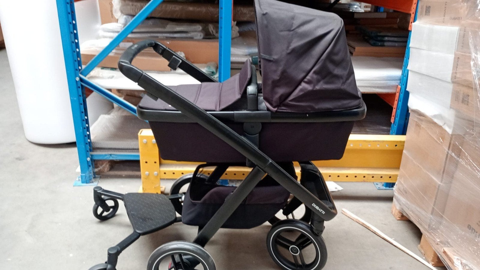Dubatti Two kinderwagen zwart inclusief meerijdplankje, Kinderen en Baby's, Zo goed als nieuw, Met reiswieg, Ophalen, Kinderwagen