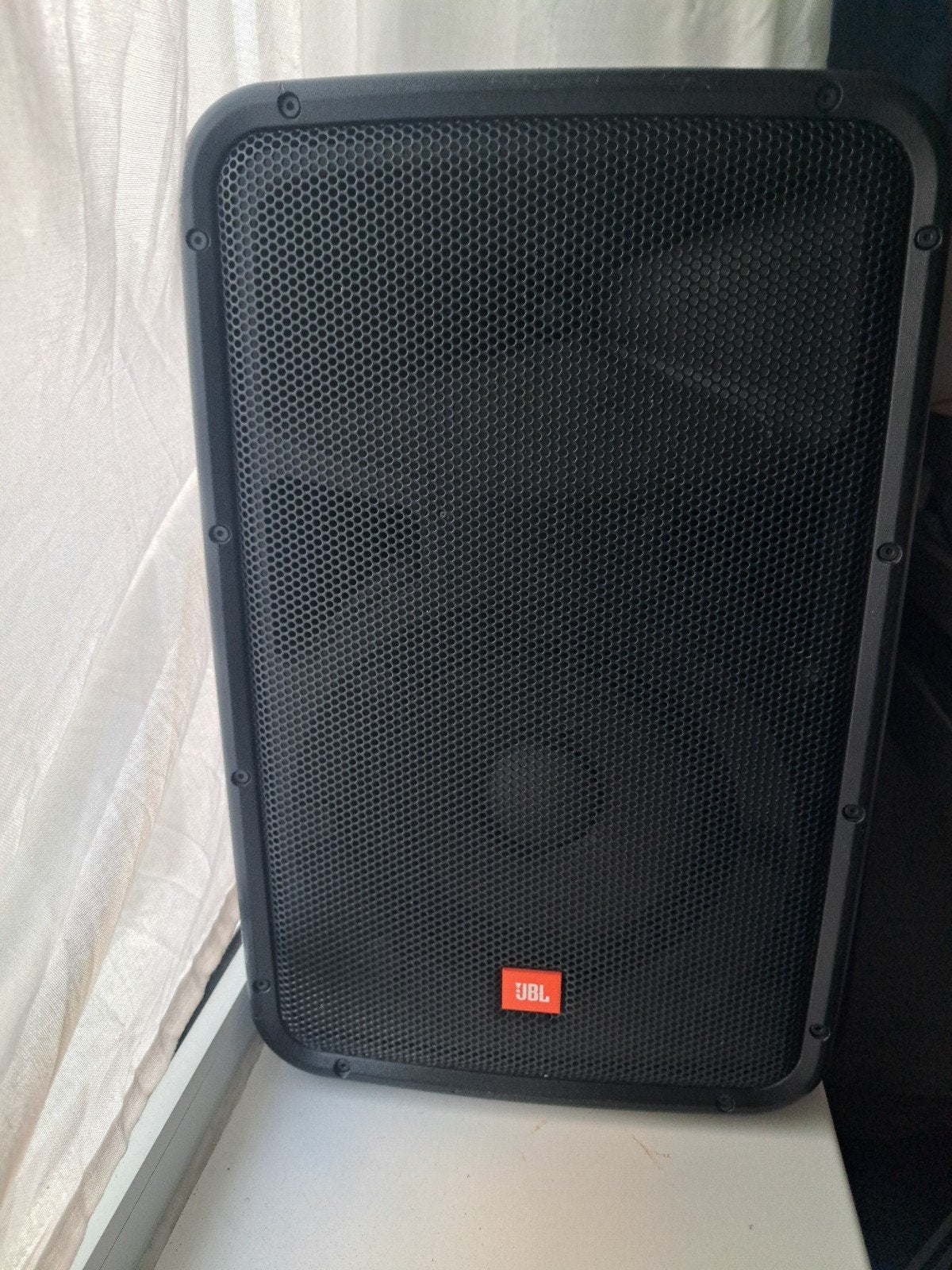 JBL EON208P Draagbare PA Systeem (2 stuks, zonder mixer), Ophalen of Verzenden, Gebruikt, Draagbare speaker, JBL