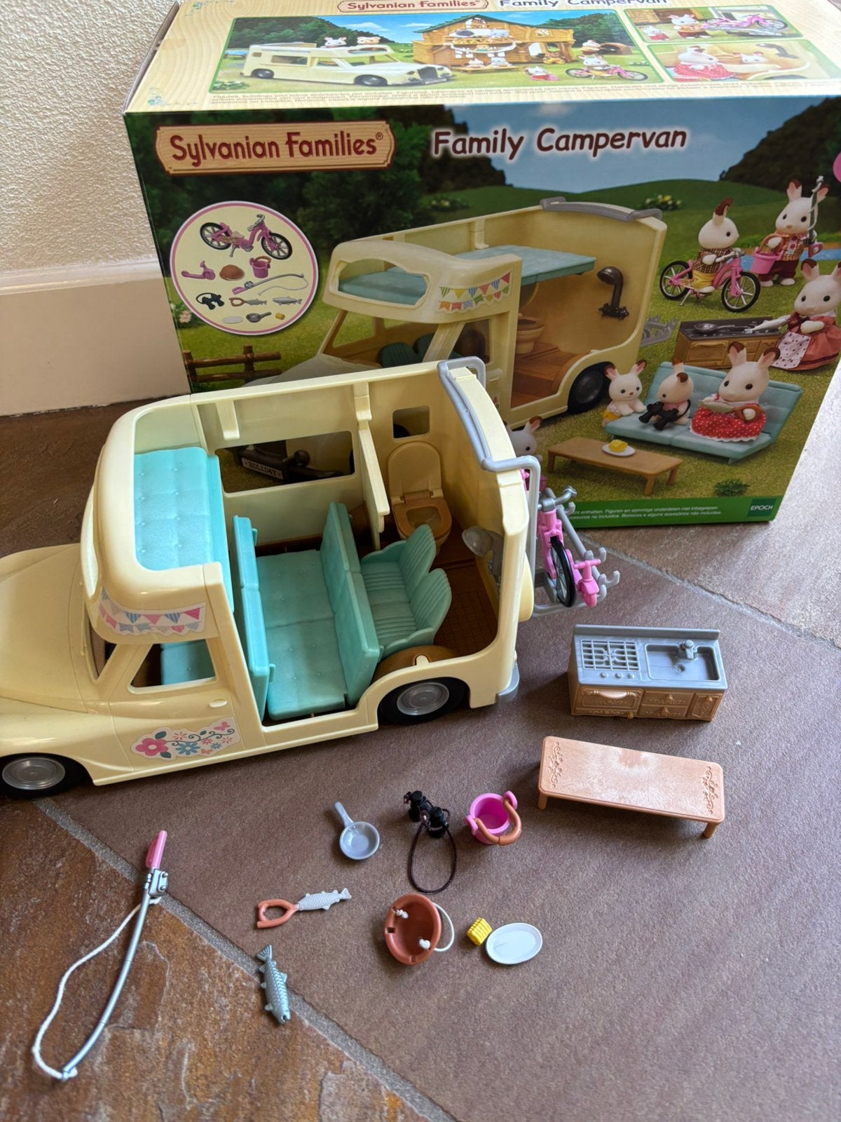 Sylvanian Families Campervan 5454 met accessoires, Ophalen of Verzenden, Zo goed als nieuw
