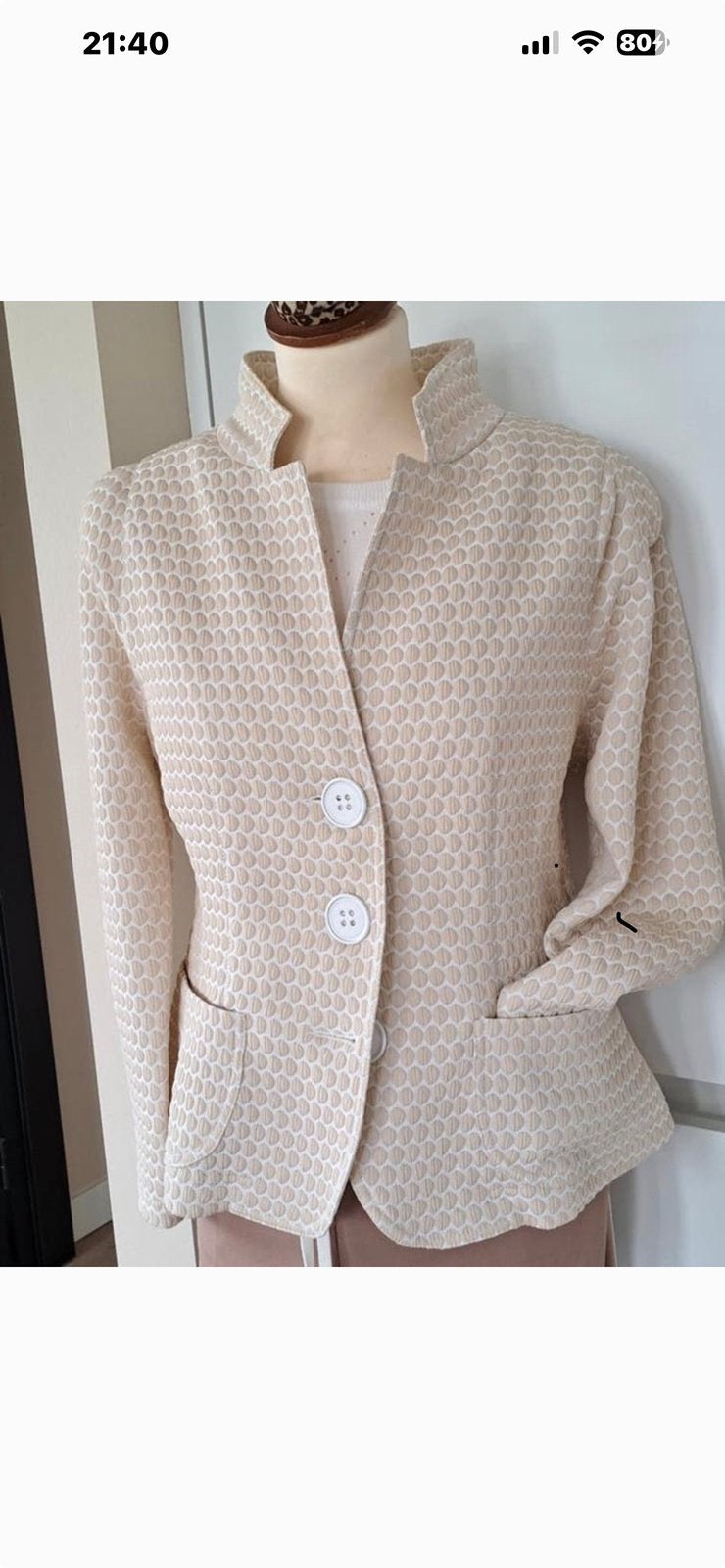 Merk ML zeer super mooie elegante passende blazer, Kleding | Dames, Ophalen of Verzenden, Zo goed als nieuw, Maat 38/40 (M), Beige
