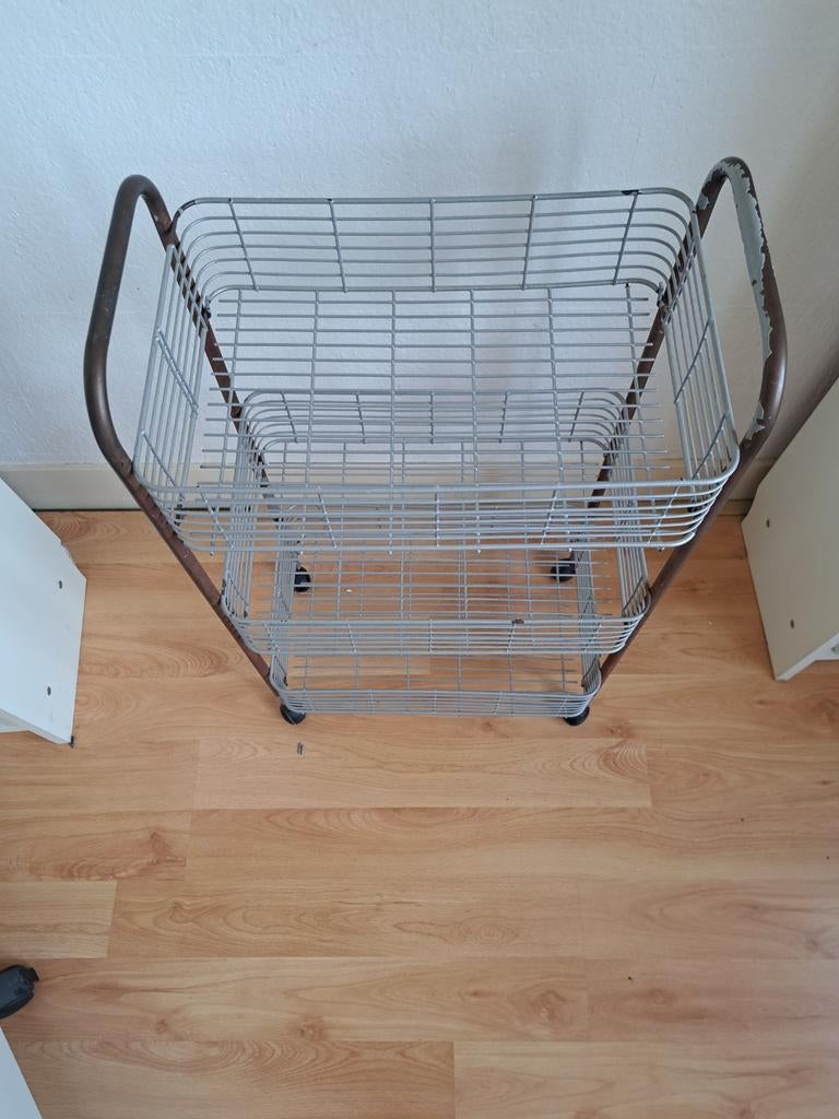 Vintage metalen trolley met 3 manden op wieltjes, Ophalen of Verzenden, Gebruikt