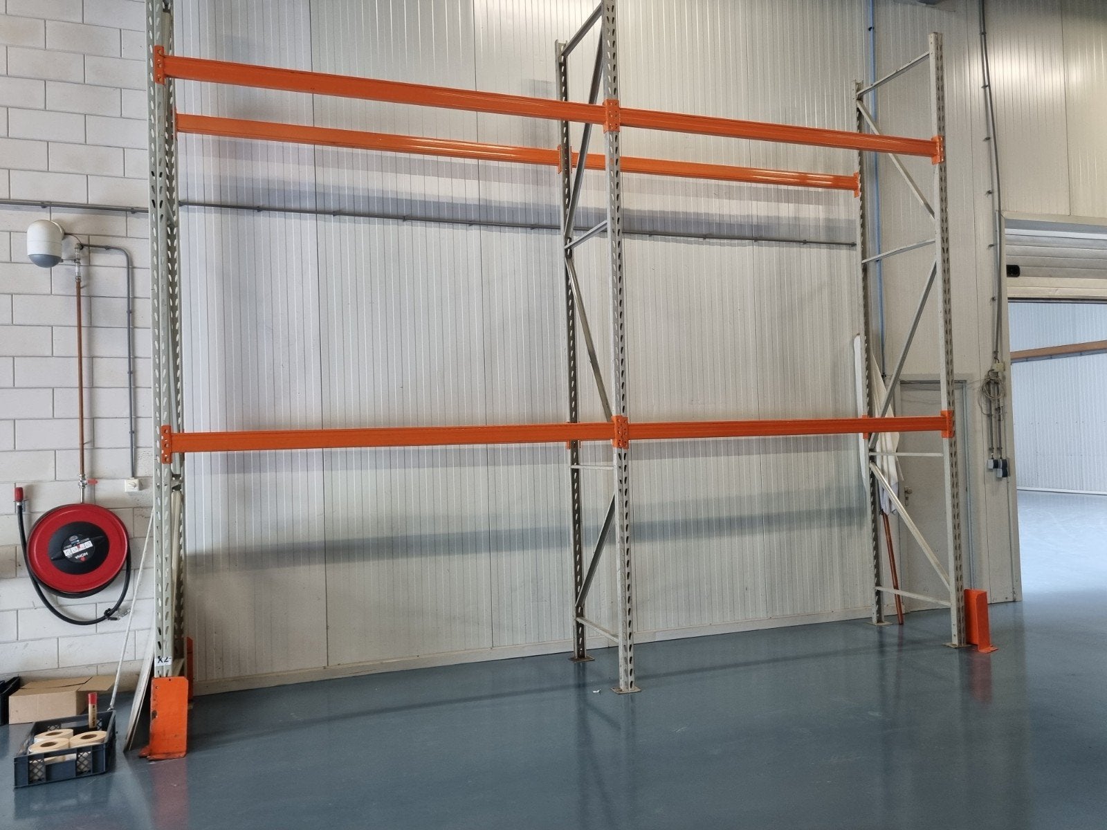 Palletstelling Feralco, Ophalen
