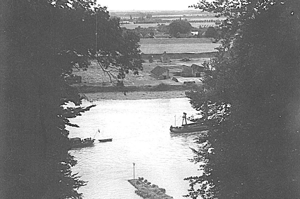 972069	Oosterbeek	Rijn	Rijngezicht	1949	Gelopen met zegel, Ophalen of Verzenden, 1940 tot 1960, Gelopen, Gelderland