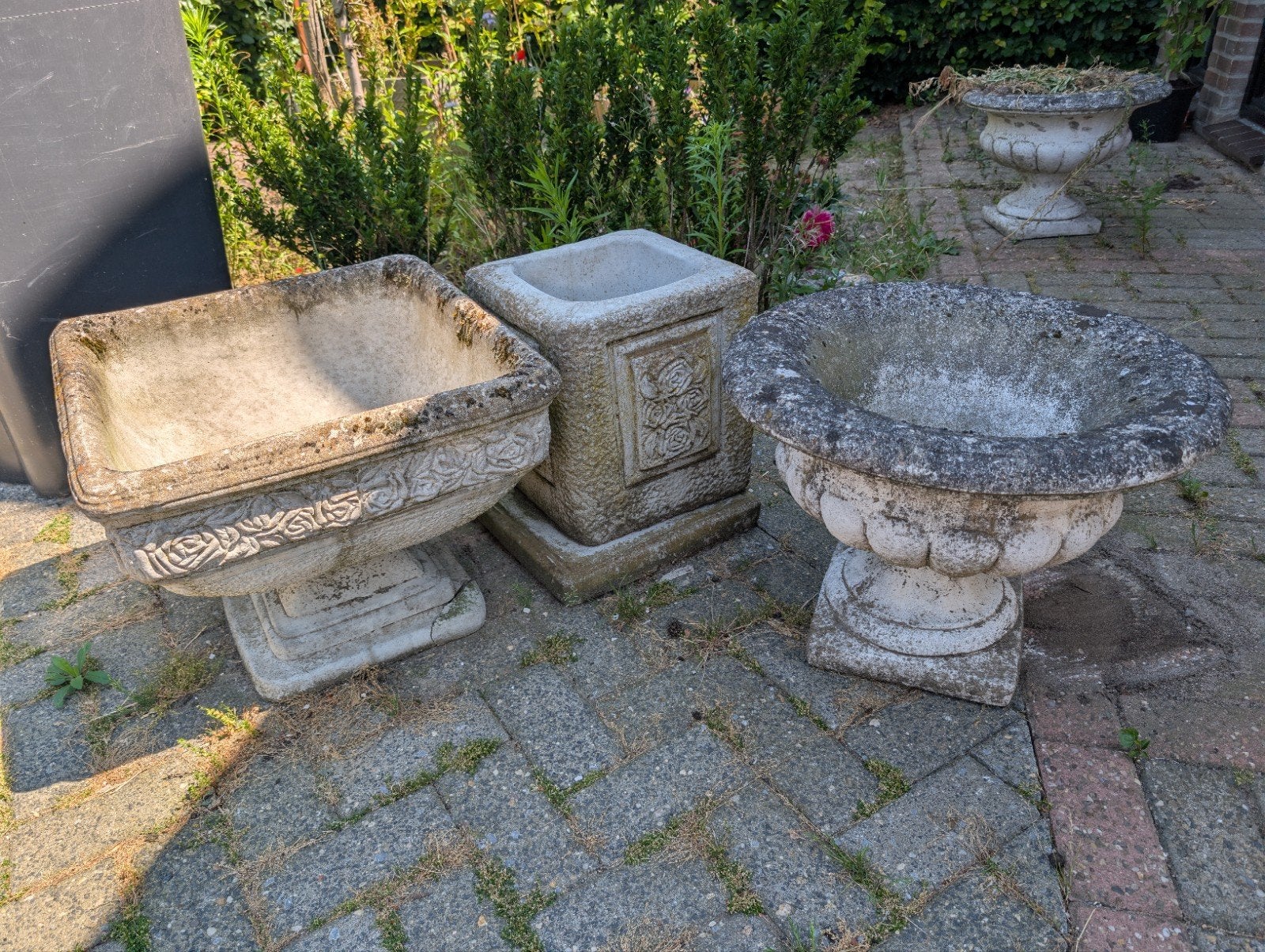 Grote zware bloempotten/standbeeld/tuindeco, Ophalen, Steen, Gebruikt, Minder dan 30 cm
