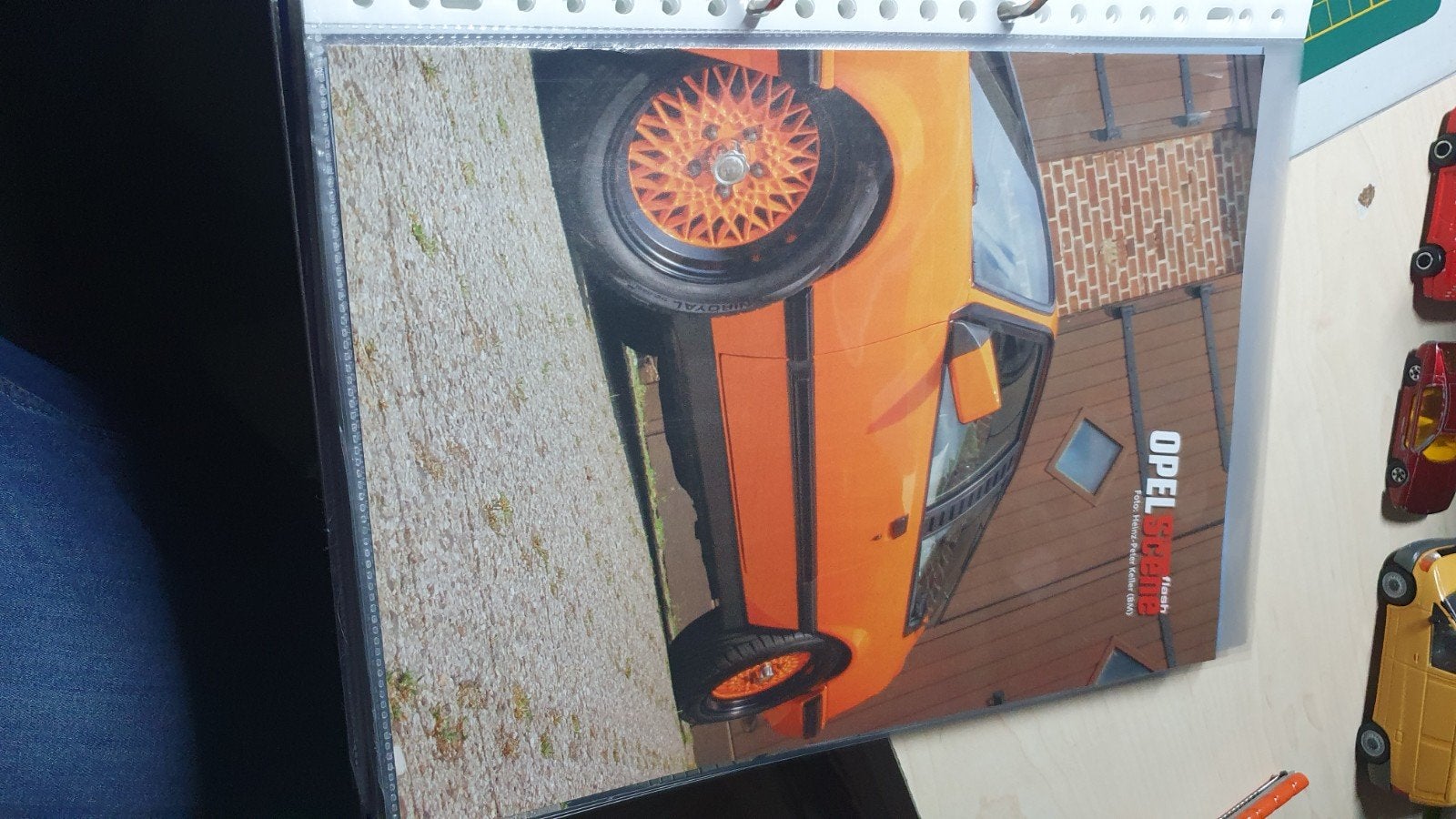 246 Opel Posters 18x42 cm - Diverse Modellen, Ophalen of Verzenden, Zo goed als nieuw, Opel