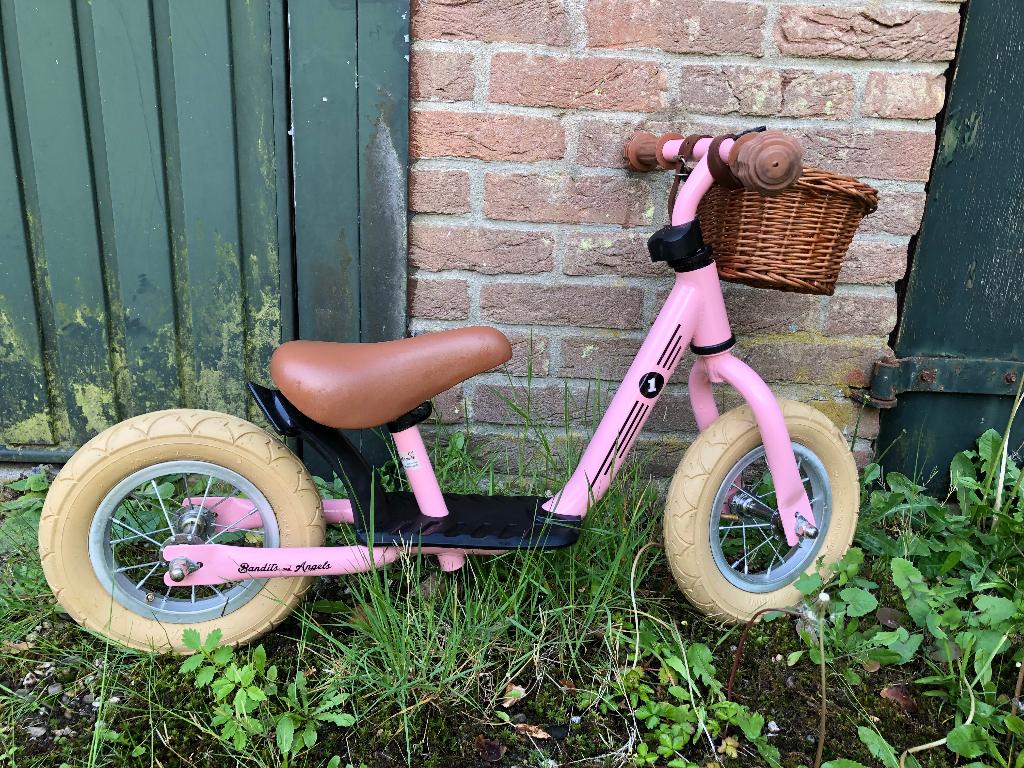 Loopfietsje bandits and angels roze, Ophalen, Zo goed als nieuw, Loopfiets