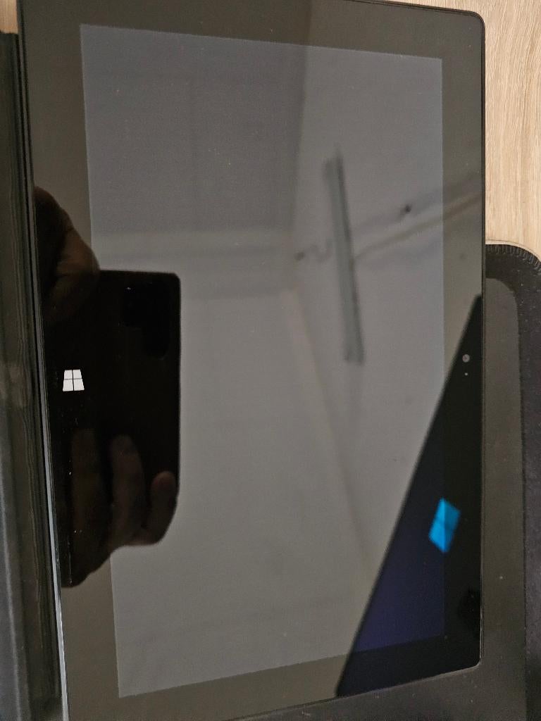 Surface 32 gb GOED LEZEN, 13 inch of meer, 32 GB, Surface, Ophalen of Verzenden