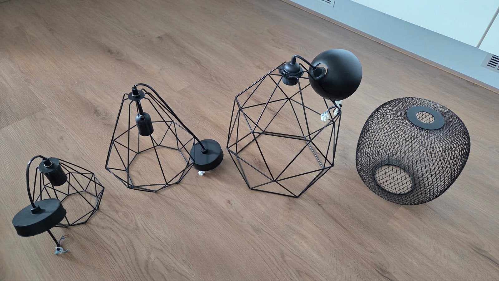 Ikea lampen zwart, Huis en Inrichting, Lampen | Hanglampen, Ophalen