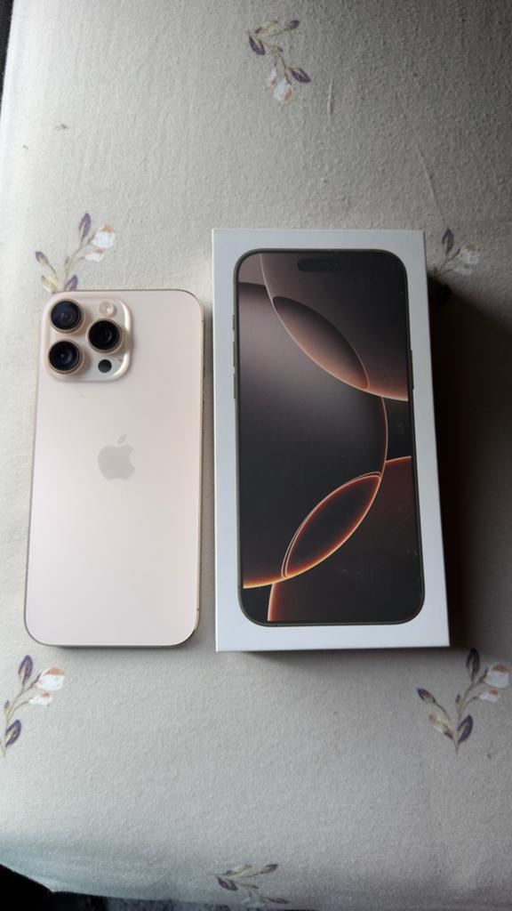 Apple iPhone 16 Pro Max Desert, Telecommunicatie, Mobiele telefoons | Apple iPhone, 256 GB, Ophalen of Verzenden, Goud, Nieuw