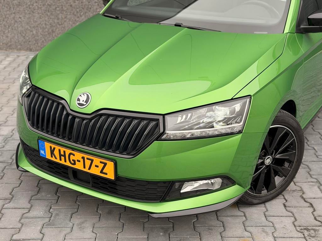 Skoda Fabia 1.0 TSI Monte Carlo Pano LED CarPlay Stoelverwar, Auto's, Skoda, Voorwielaandrijving, Gebruikt, 95 pk, 1016 kg