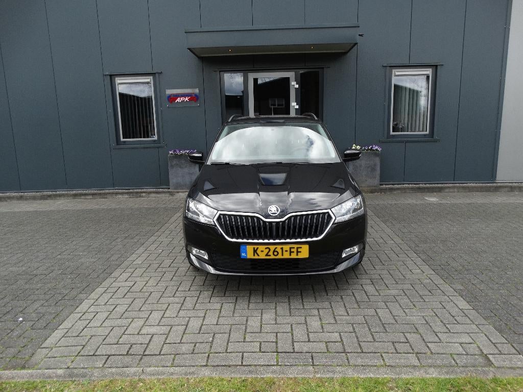 Skoda Fabia 1.0 Greentech 75pk 2019 Zwart, Voorwielaandrijving, Stof, 74 pk, Met garantie (alle)