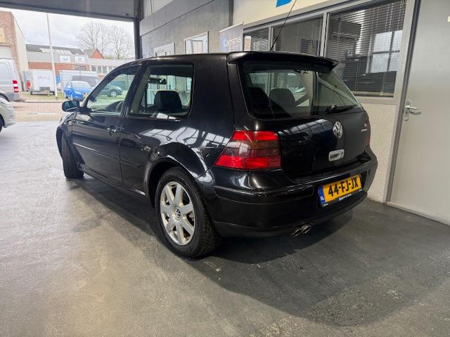 Volkswagen Golf 2.8 V6 Leder|Clima|NW APK, Auto's, Euro 2, 1373 kg, Gebruikt, Zwart