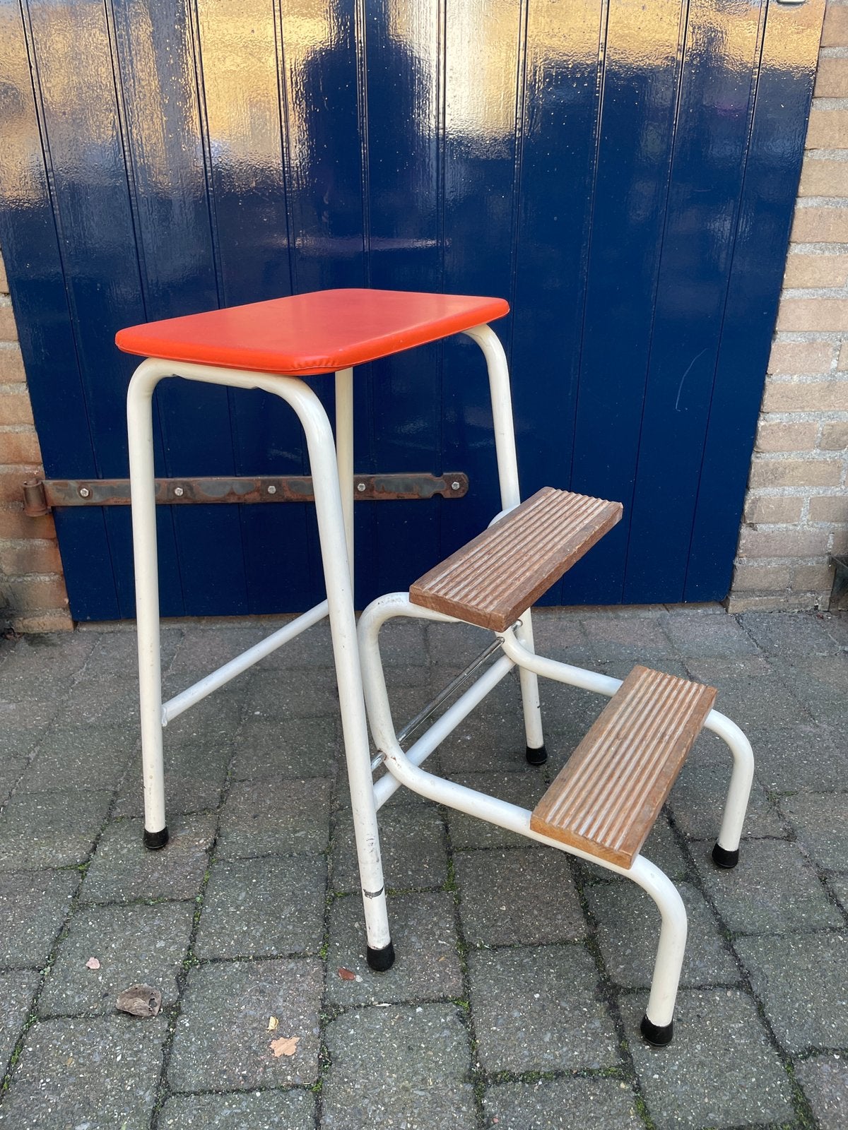 Keukentrapje, Ophalen, Staal, Zo goed als nieuw, Nvt