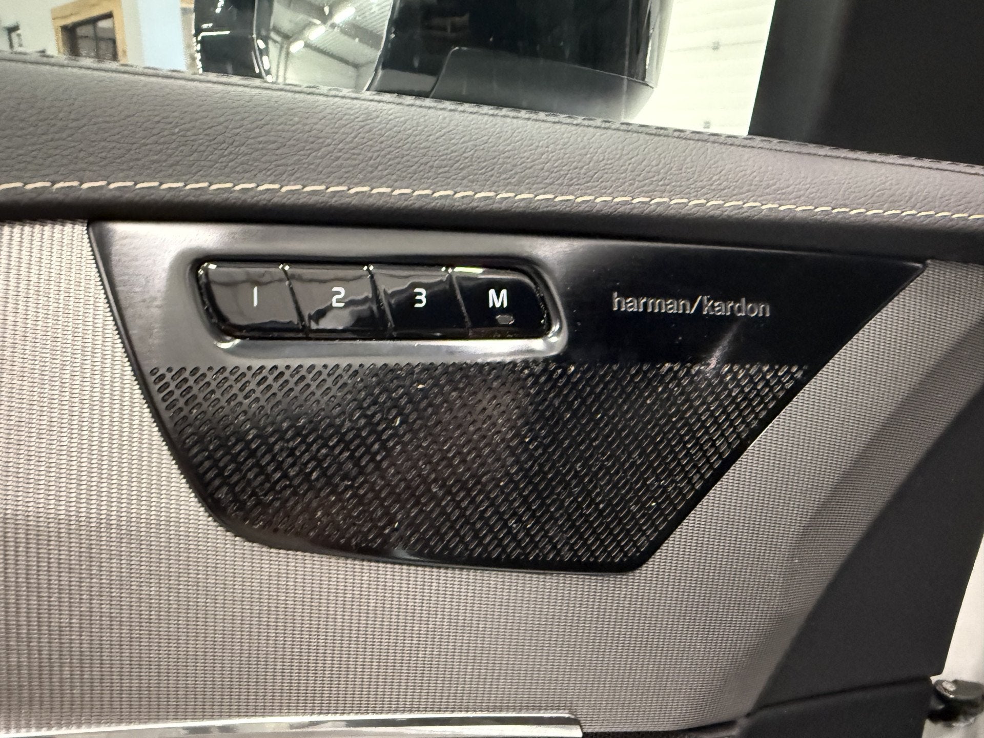 Foto 53 van Volvo XC90 T8 Recharge AWD R-Design PANO/TREKHAAK/SOH 93,7%/