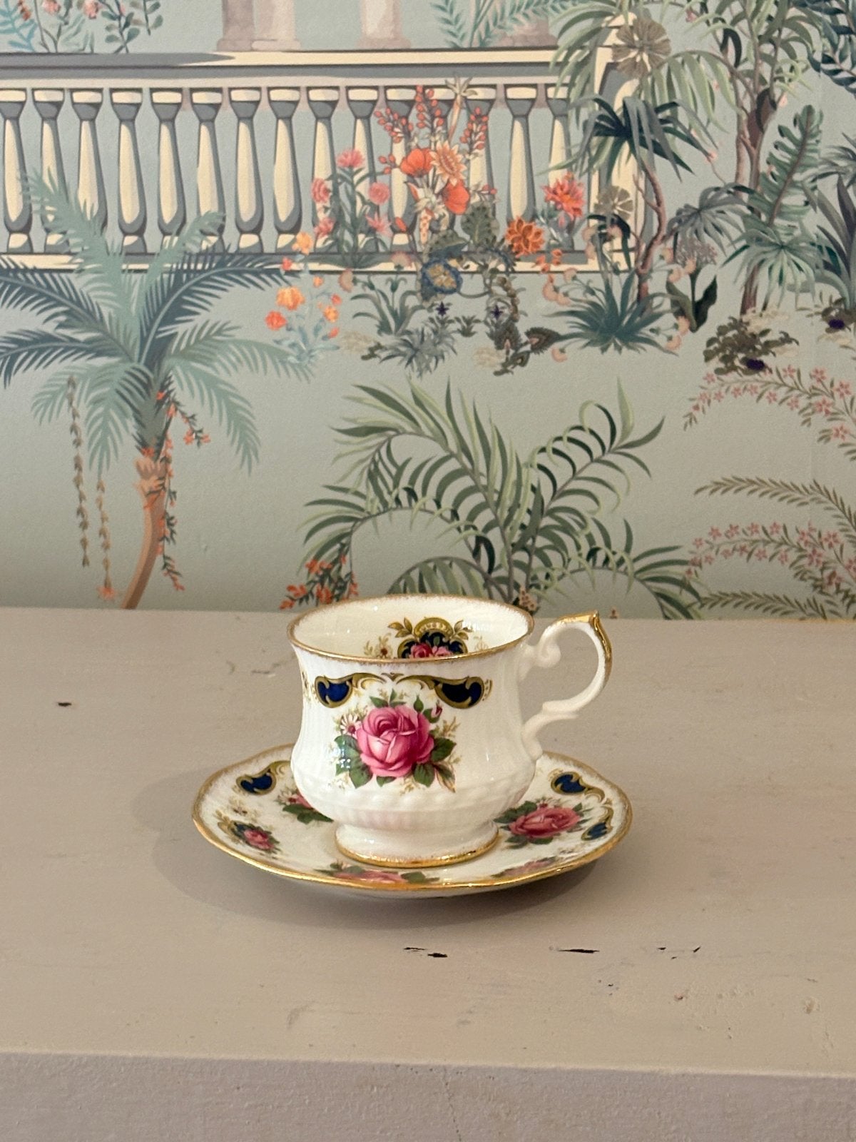 Vintage Queen's Rosina China Ltd. kop en schotel, ongebruikt, Antiek en Kunst, Ophalen of Verzenden