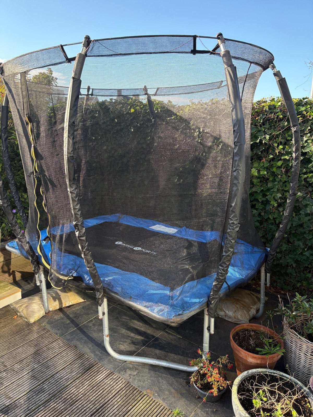 rechthoekige trampoline 220 lang 150 breed en 210 hoog, Ophalen, Zo goed als nieuw