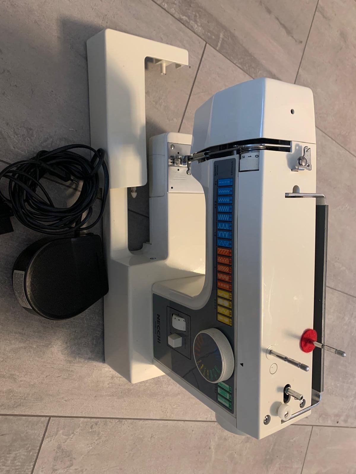 Necchi Type 559 Naaimachine - Zo goed als nieuw, Ophalen, Zo goed als nieuw, Naaimachine, Overige merken