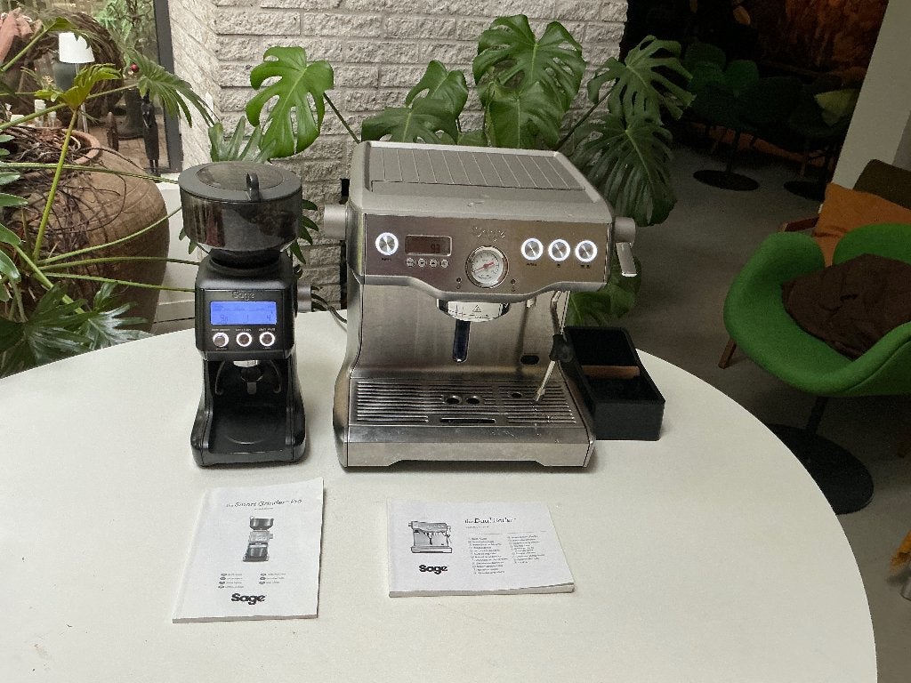 Sage Barista Express Espressomachine met bonenmaler, Witgoed en Apparatuur, Koffiezetapparaten, Zo goed als nieuw, Koffiebonen