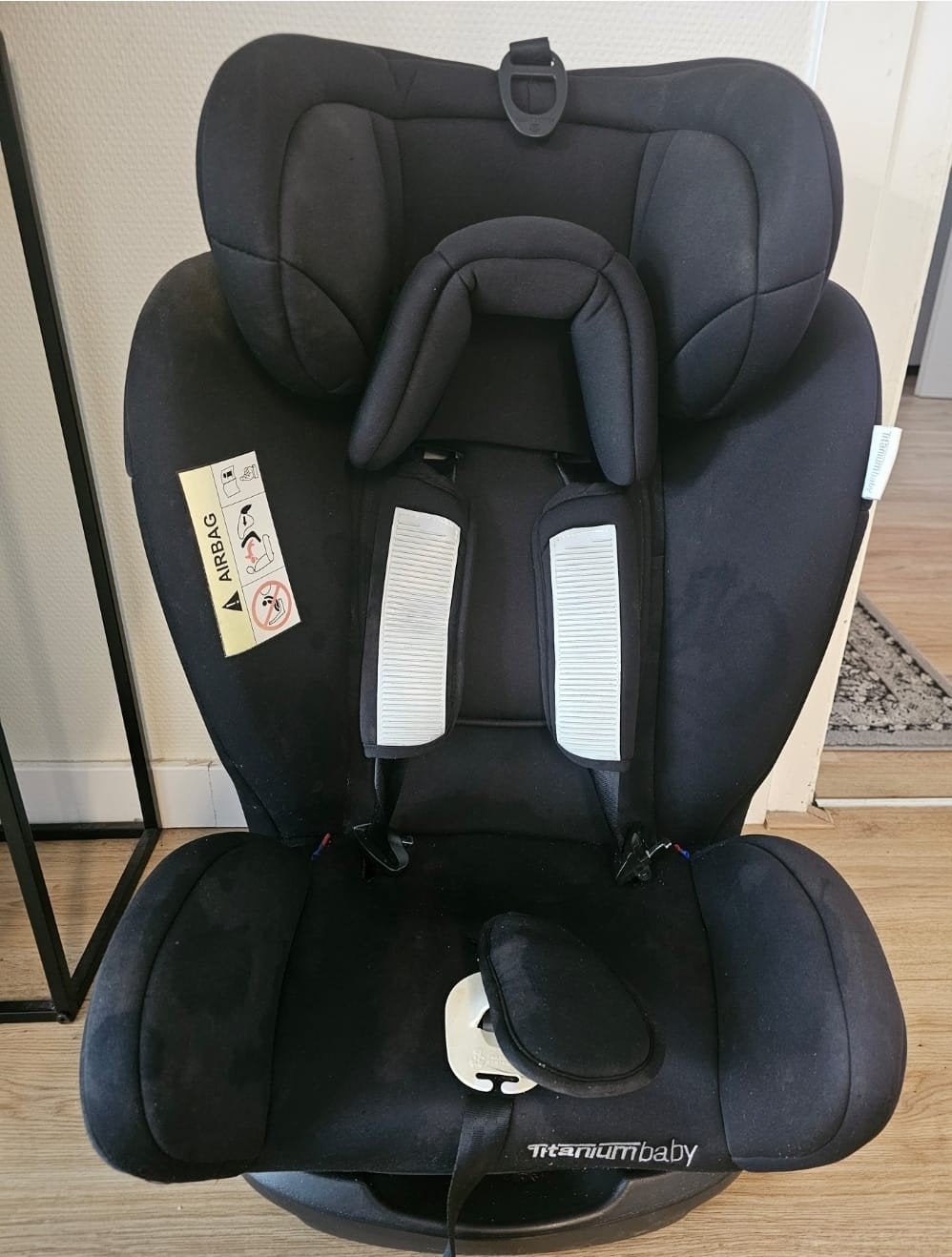autostoel - Zwart, Autogordel, Verstelbare rugleuning, Zo goed als nieuw, 9 t/m 36 kg