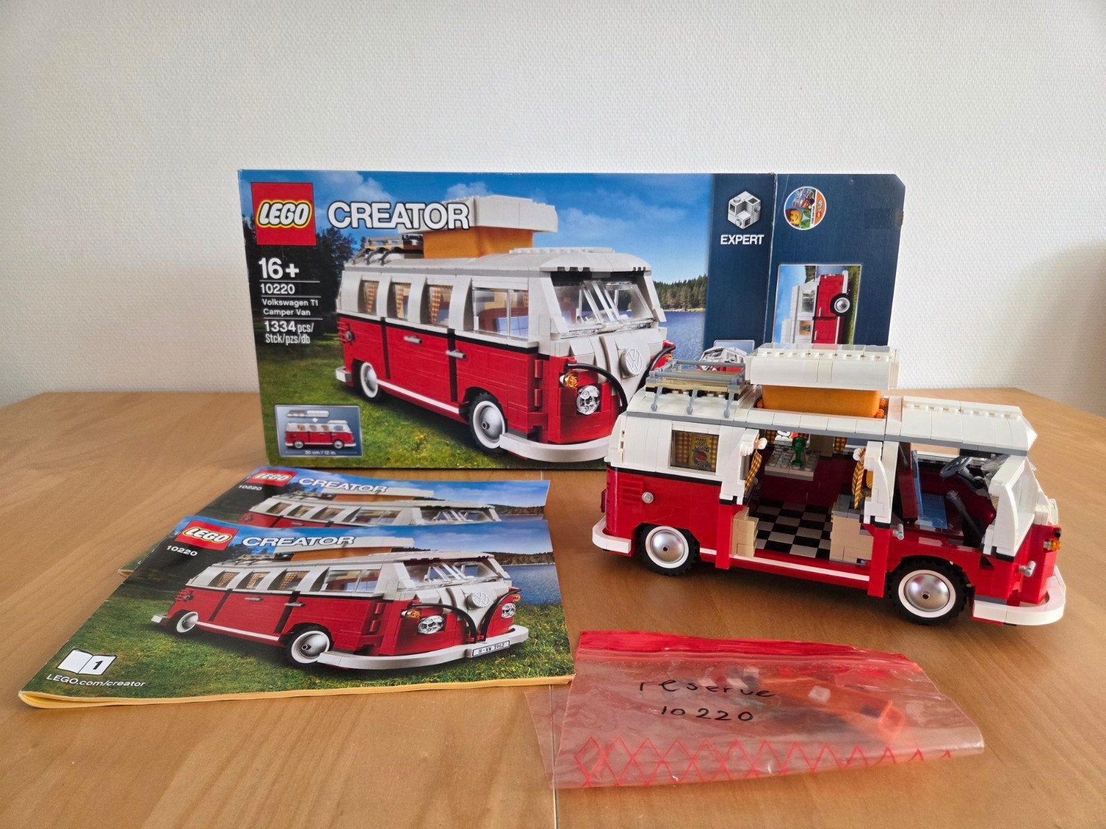Lego Creator Expert 10220 Volkswagen T1, Ophalen of Verzenden, Zo goed als nieuw