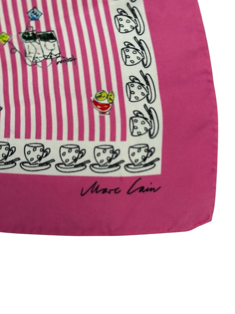 Marc Cain sjaal 65x65, Maat 46/48 (XL) of groter, Ophalen of Verzenden, Zo goed als nieuw, Korte mouw