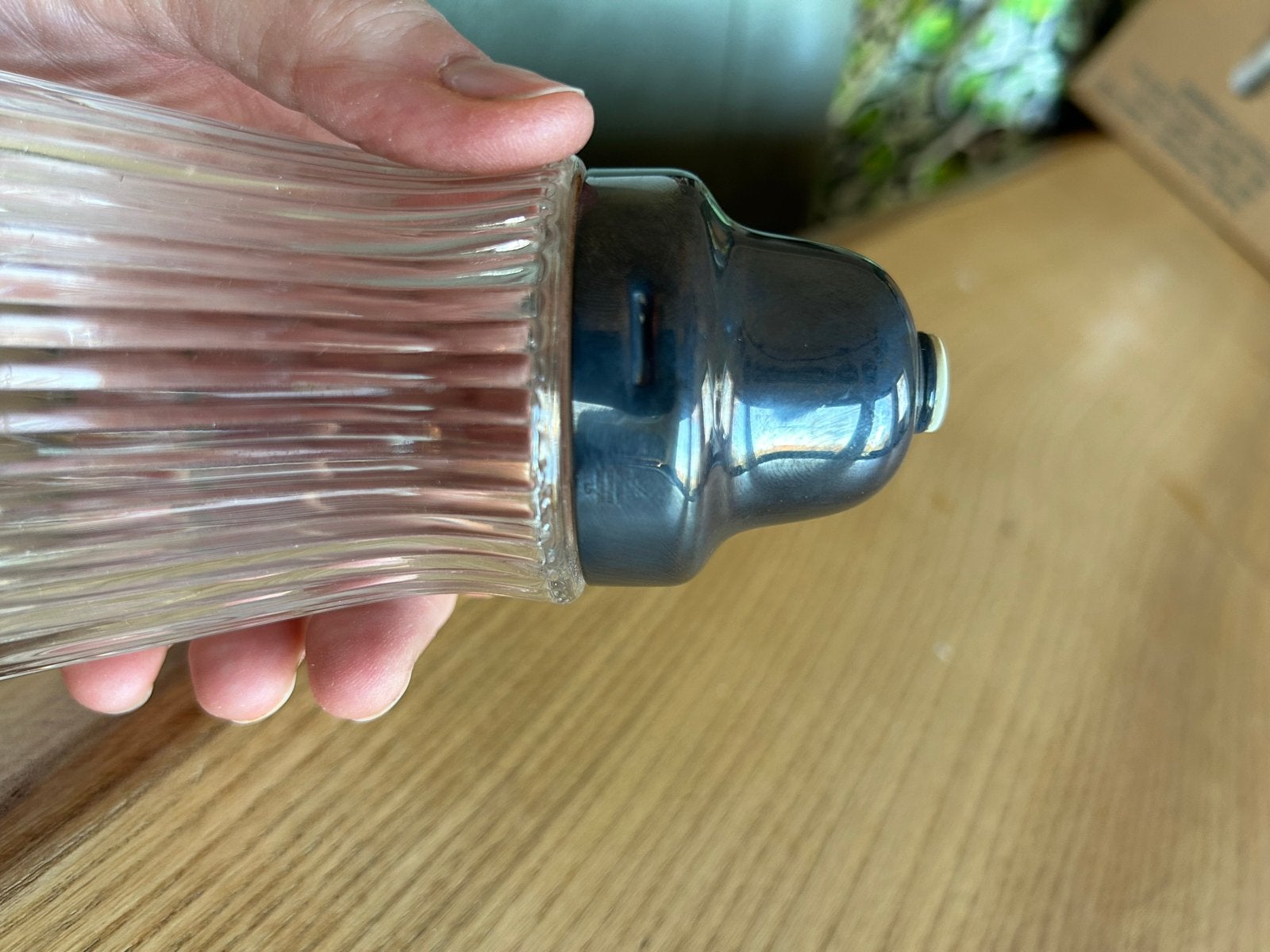 Vintage glazen suikerstrooier met metalen dop, Antiek en Kunst, Ophalen of Verzenden
