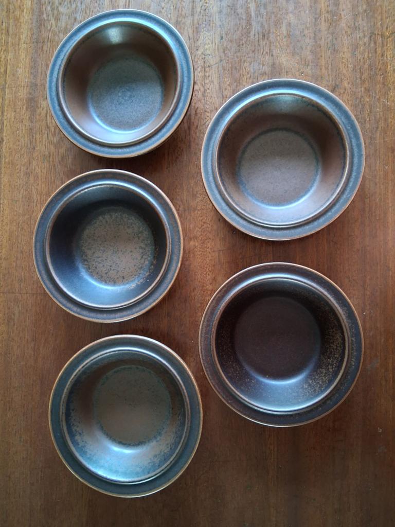 Arabia Ruska 5 bowls, Keramiek, Ophalen of Verzenden, Zo goed als nieuw, Bord(en)