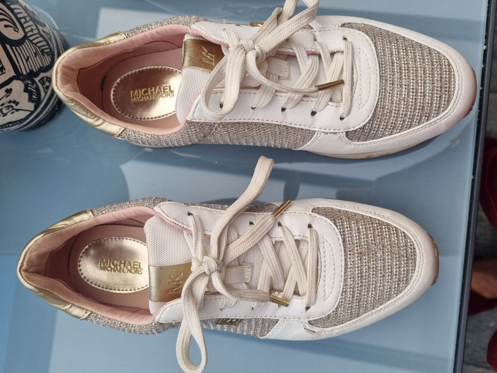 Michael Kors Sneakers - Goud/Wit - Maat 38, Michael Kors, Wit, Ophalen of Verzenden, Sneakers of Gympen