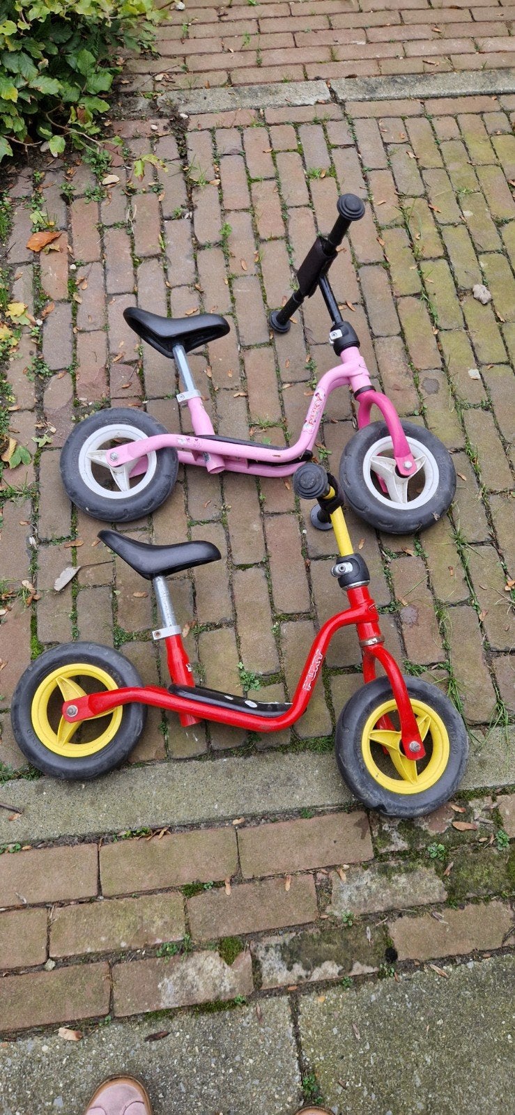 Puky loopfiets roze en rood, Ophalen, Gebruikt, Loopfiets
