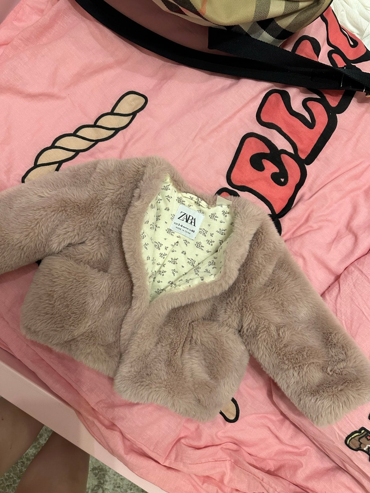 Zara baby jasje roze teddy maat 68, Kinderen en Baby's, Ophalen of Verzenden, Zo goed als nieuw, Meisje, Jasje