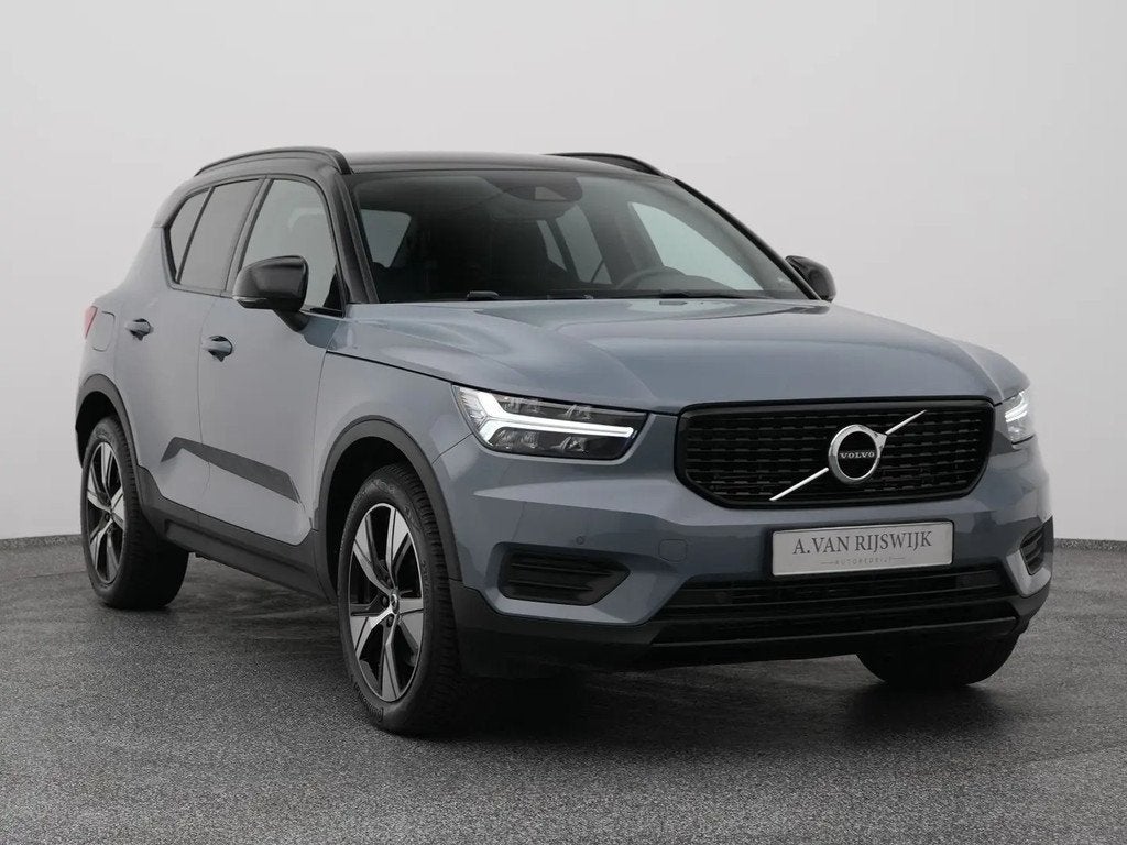 Volvo XC40 € 26.700,00, Euro 6, 1712 kg, 129 pk, Leder en Stof