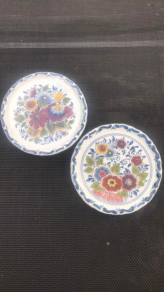 2 Delfts polychrome wandborden, Antiek en Kunst, Ophalen of Verzenden