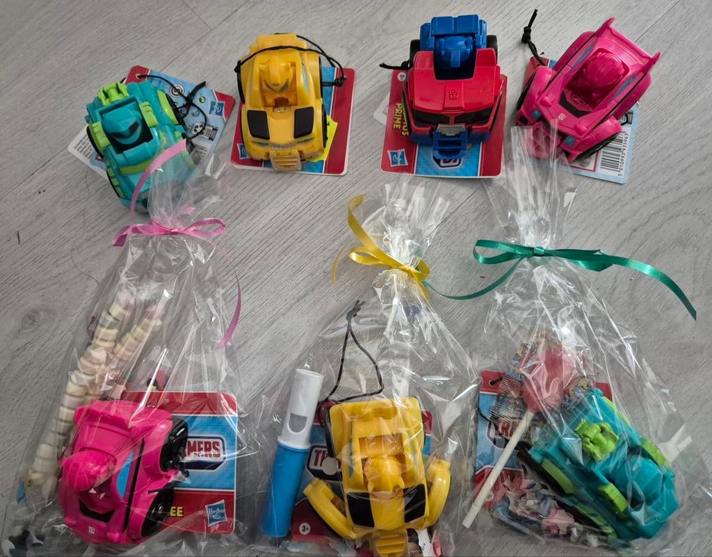 Traktatie transformers +snoepje ( nog 29x) 1.00( + cadeau), Ophalen of Verzenden, Nieuw, Feestartikel, Verjaardag