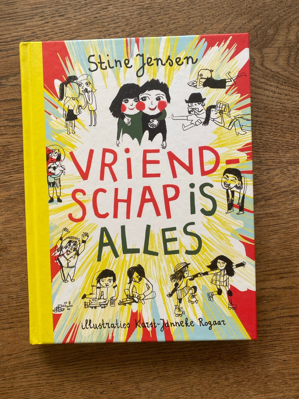Stine Jensen - Vriendschap is alles, Boeken, Non-fictie, Zo goed als nieuw, Stine Jensen, Ophalen of Verzenden