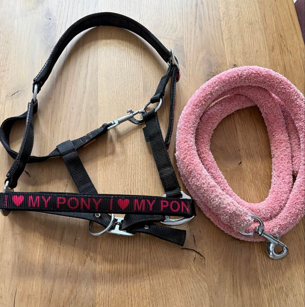 Ponyhalster met rose halstertouw, Ophalen of Verzenden, Overige soorten