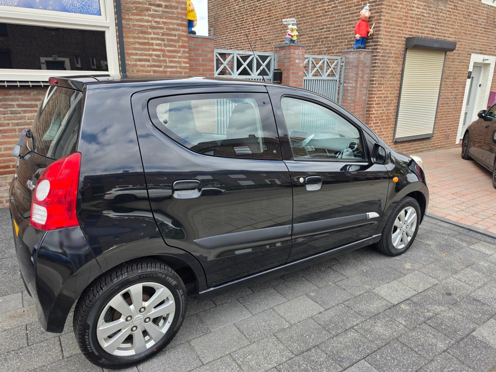Suzuki Alto 1.0 2010 Zwart, Voorwielaandrijving, Stof, 200 kg, 4 stoelen