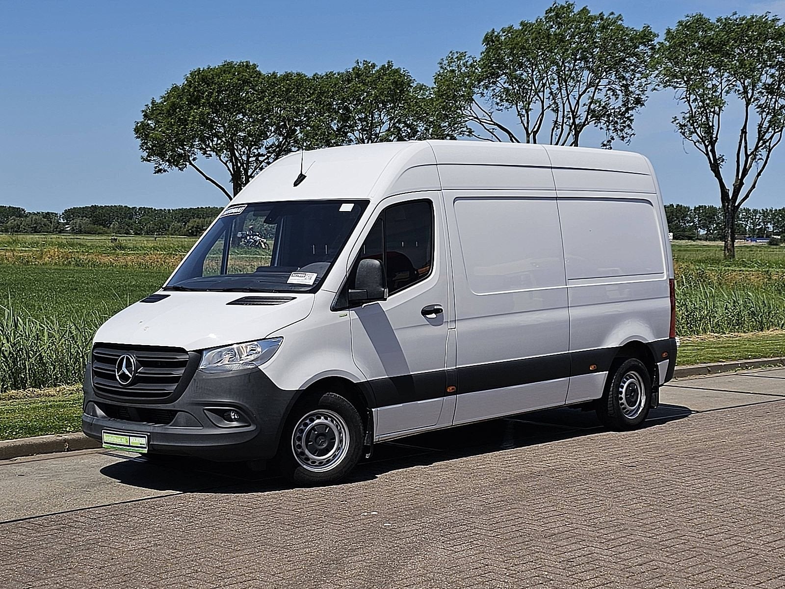 Mercedes-Benz Sprinter 314 2.2 CDI L2H2 Mbux10 Automaat Trek, Gebruikt, 2000 kg, Wit, Bedrijf