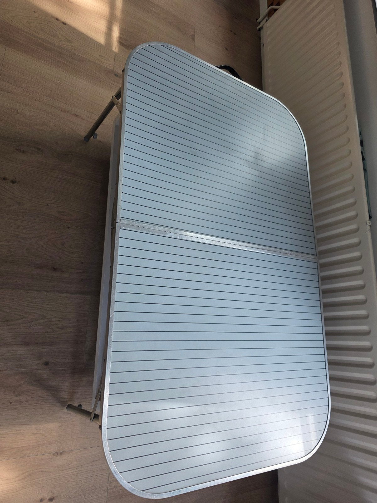 Campingtafel max 120 breed opklapbaar., Caravans en Kamperen, Kampeermeubelen, Ophalen, Campingtafel