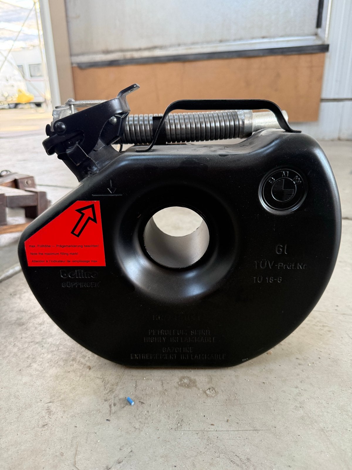Nieuwe originele BMW E30 reserve brandstoftank 6L, Ophalen of Verzenden