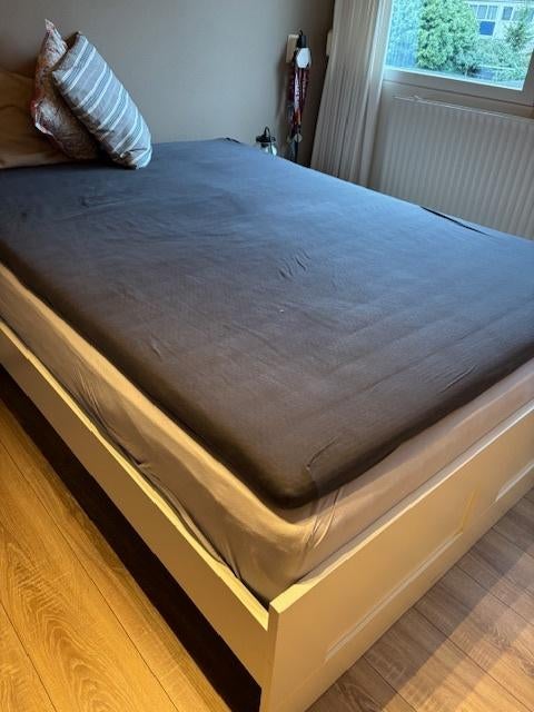 Ikea 1.40 breed bed te koop, Huis en Inrichting, Slaapkamer | Bedden, Ophalen, Wit, Modern strak, 140 cm