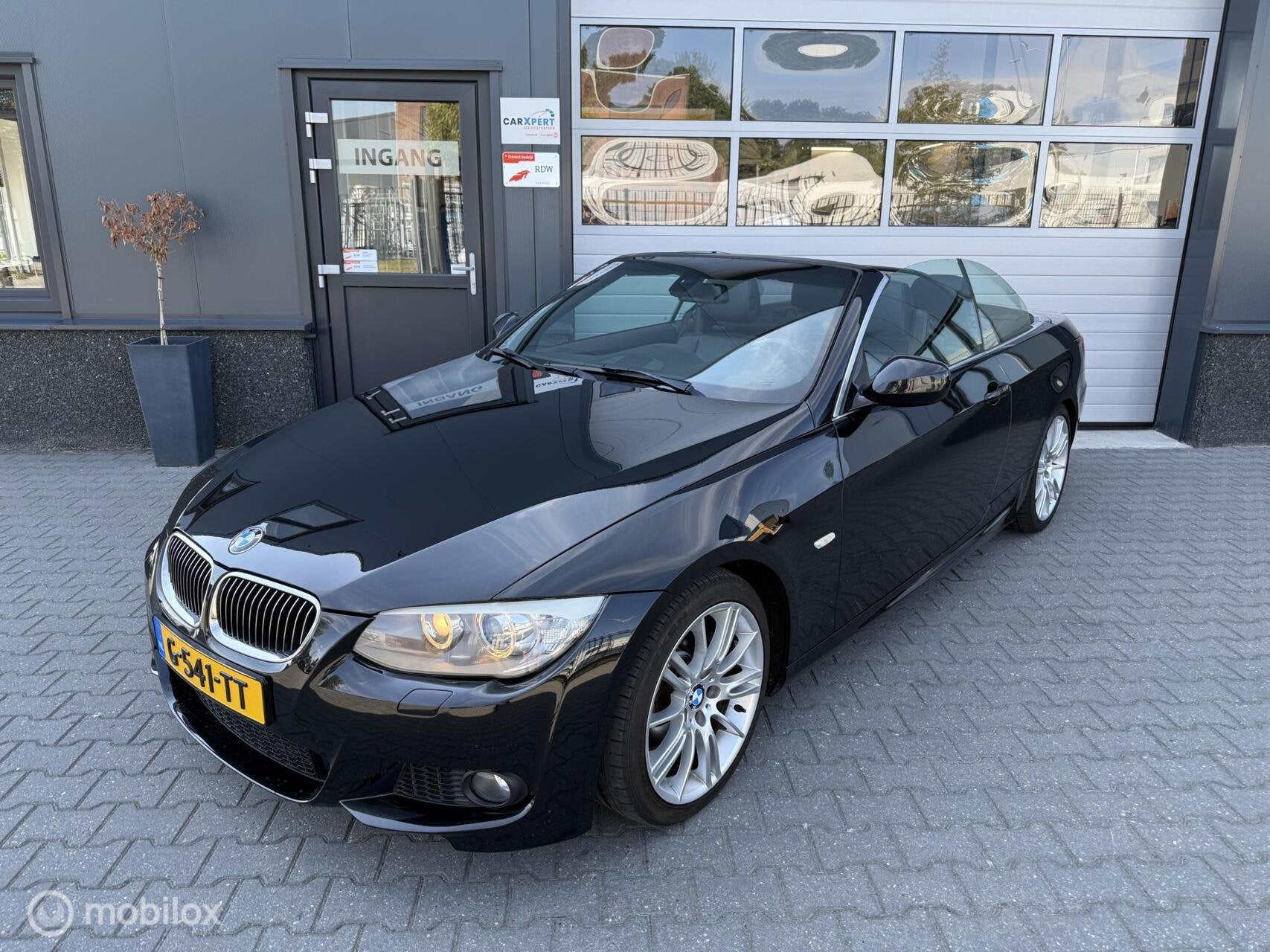 BMW 3-serie Cabrio 330i High Executive, Auto's, Automaat, Euro 5, Achterwielaandrijving, Gebruikt