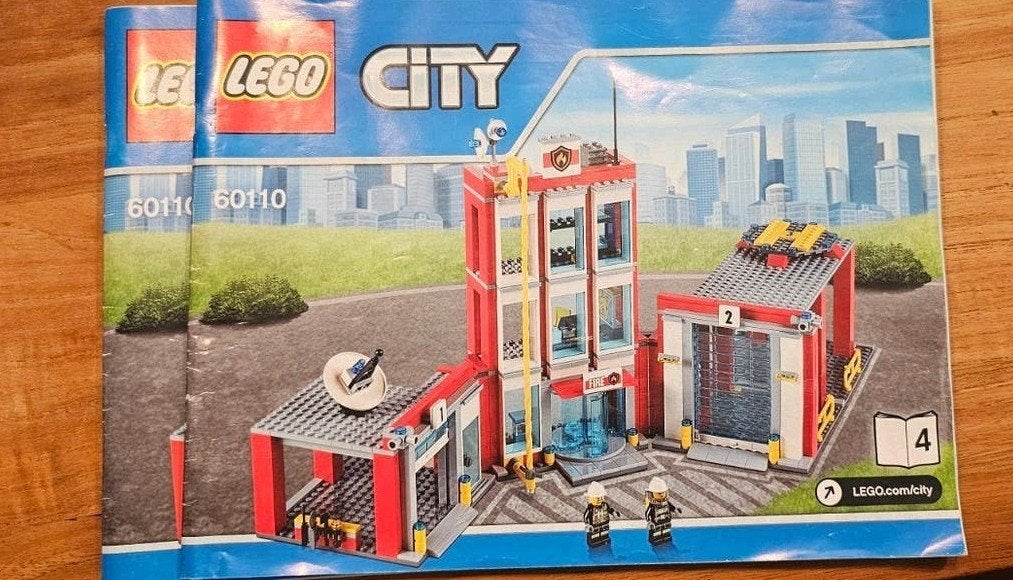 Lego set 60110 City Brandweerkazerne, Ophalen of Verzenden, Zo goed als nieuw
