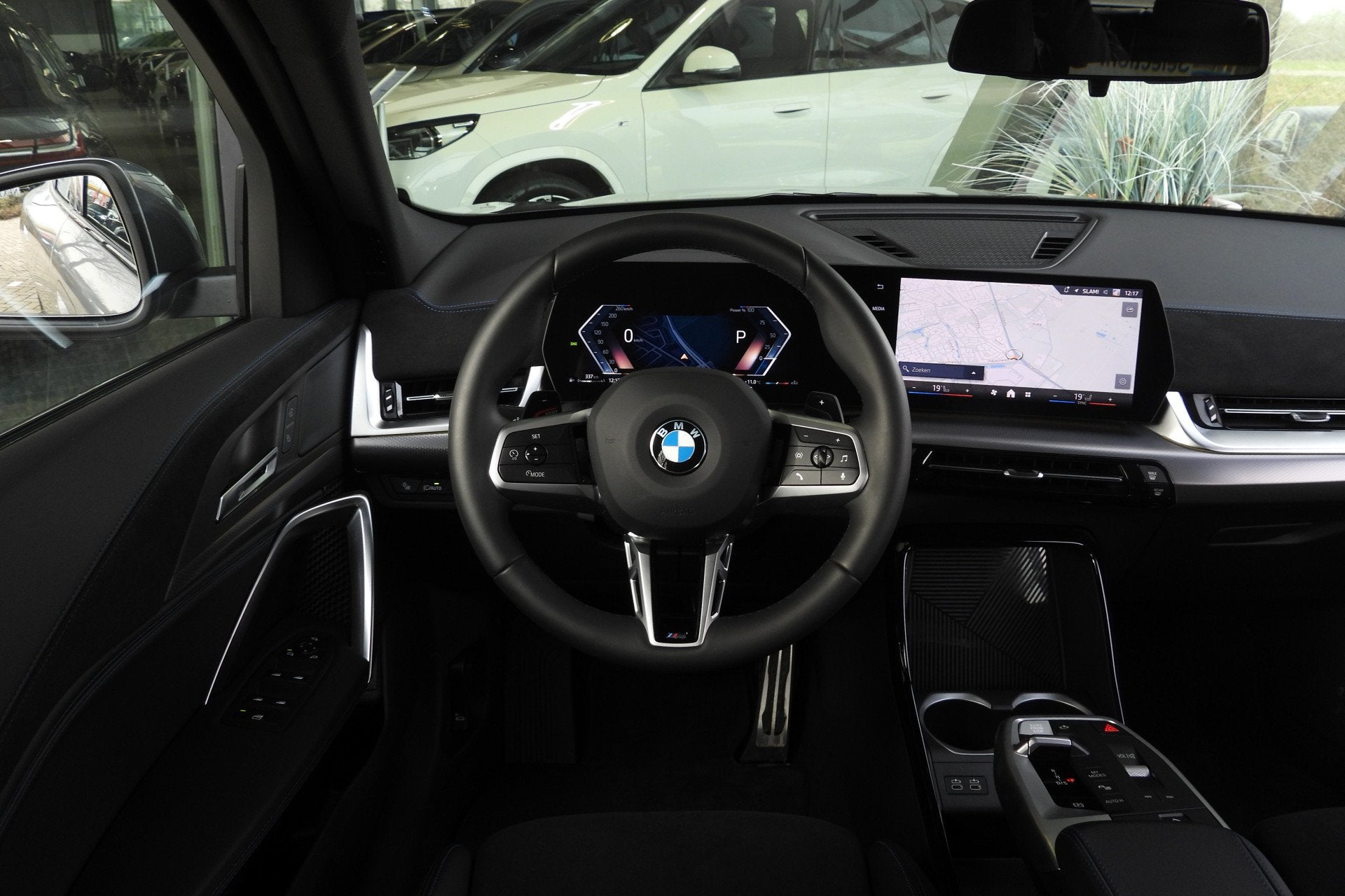 BMW X2 sDrive20i M Sport Automaat / Trekhaak / Sportstoelen, Auto's, X2, 1800 kg, 156 pk, Met garantie (alle)