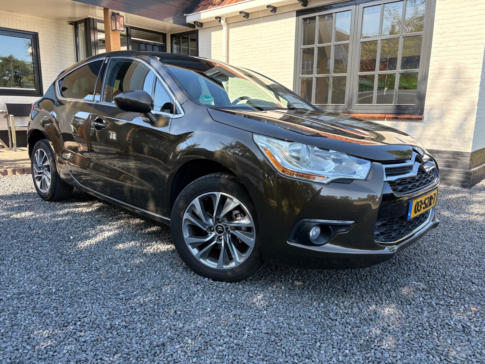 Citroën DS4 1.6 VTI 88KW 2012 Bruin, Zwart, 4 cilinders, Bruin, Leder en Stof