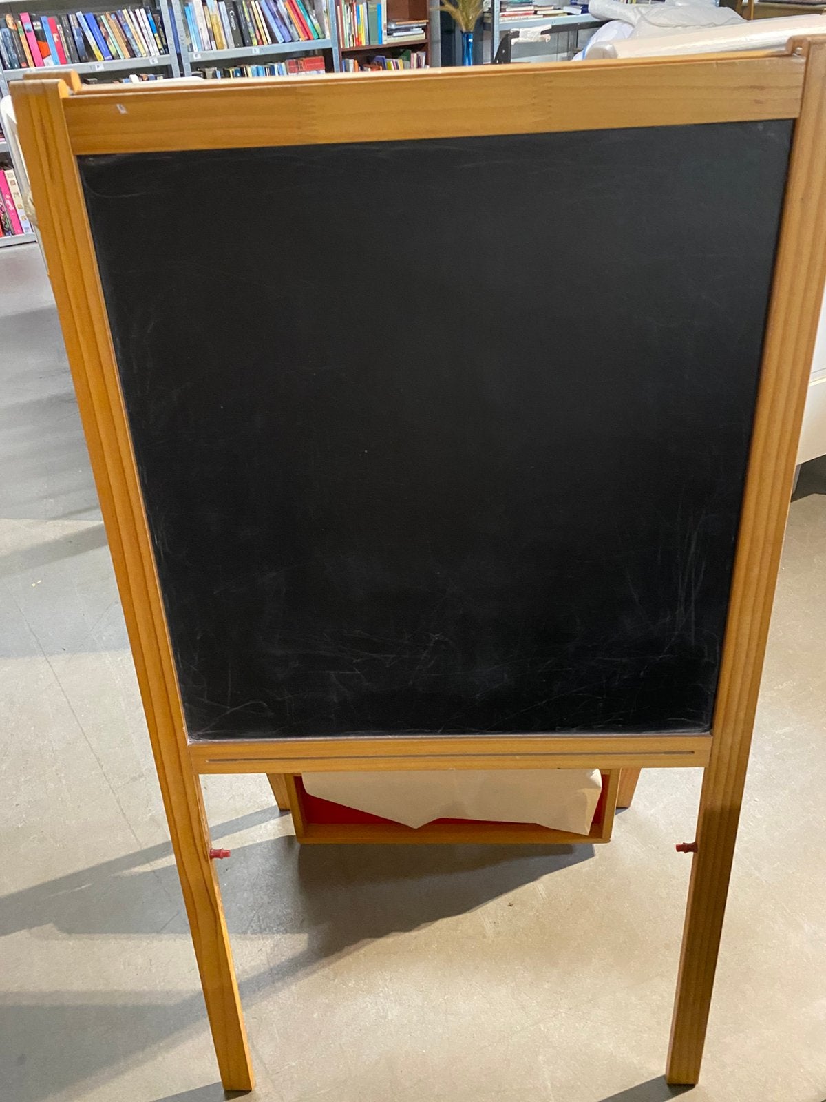Staand Schrijbord, Ophalen, Zo goed als nieuw, Krijtbord